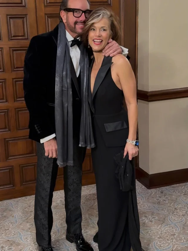 Just getting around to sharing a bit of  New Year’s Eve with amazing musicians for beautiful people at the breathtaking Indian Creek “Billionaire’s bunker”.